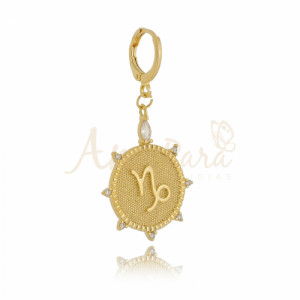 Pingente Medalha Signo Capricórnio Folheado a Ouro 18k Cravejada - 4155